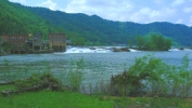 PICTURES/Kanawha Falls - Glen Ferris West VA/t_Power Station9.JPG